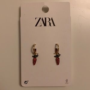 NWT Zara Carrot Dangle Earrings